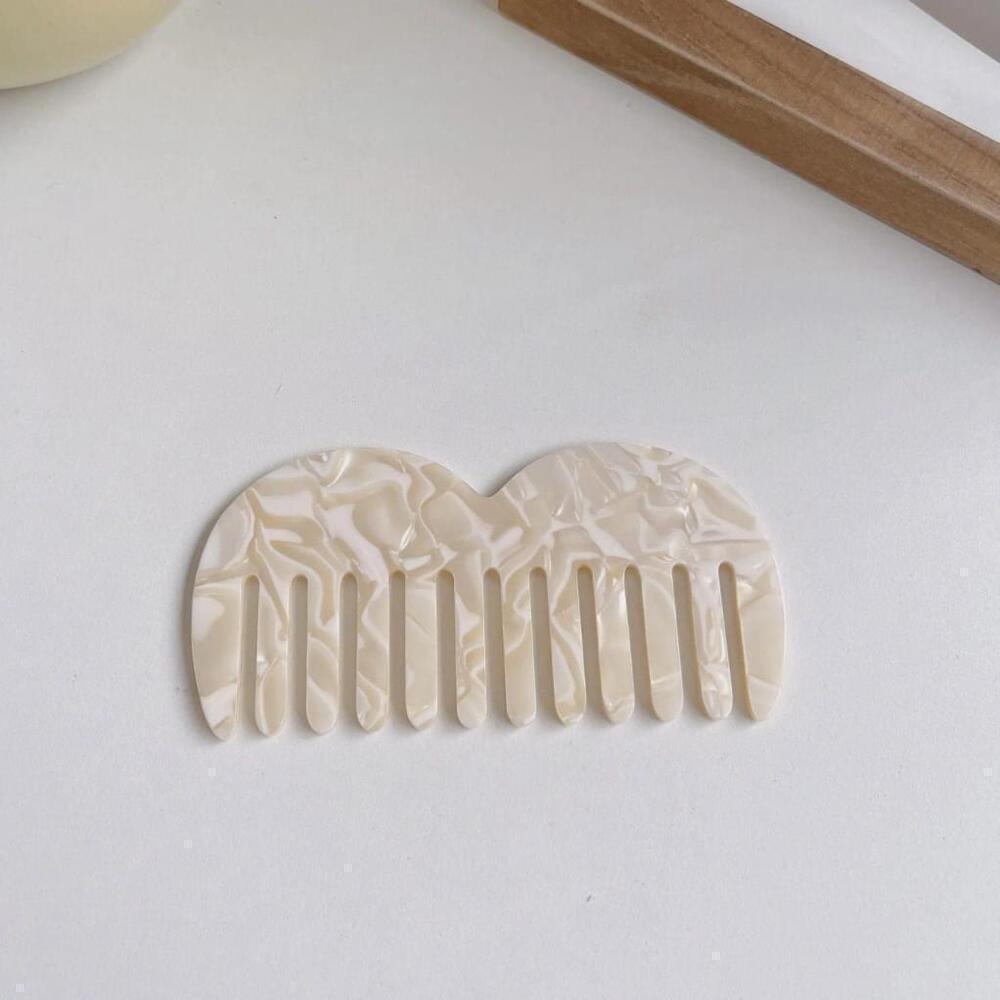 Block M Shaped Hair Comb In Beige
